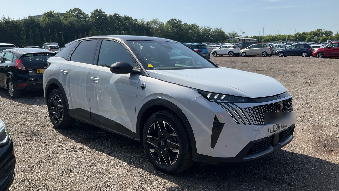3008 Allure 136 Hybrid e DSC6 available through Kova Motors