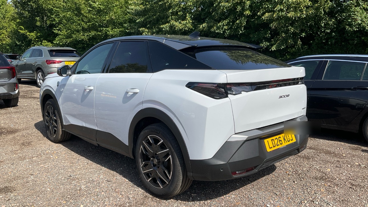 Peugeot 3008 Allure Hybrid gallery image 3 available through Kova Motors