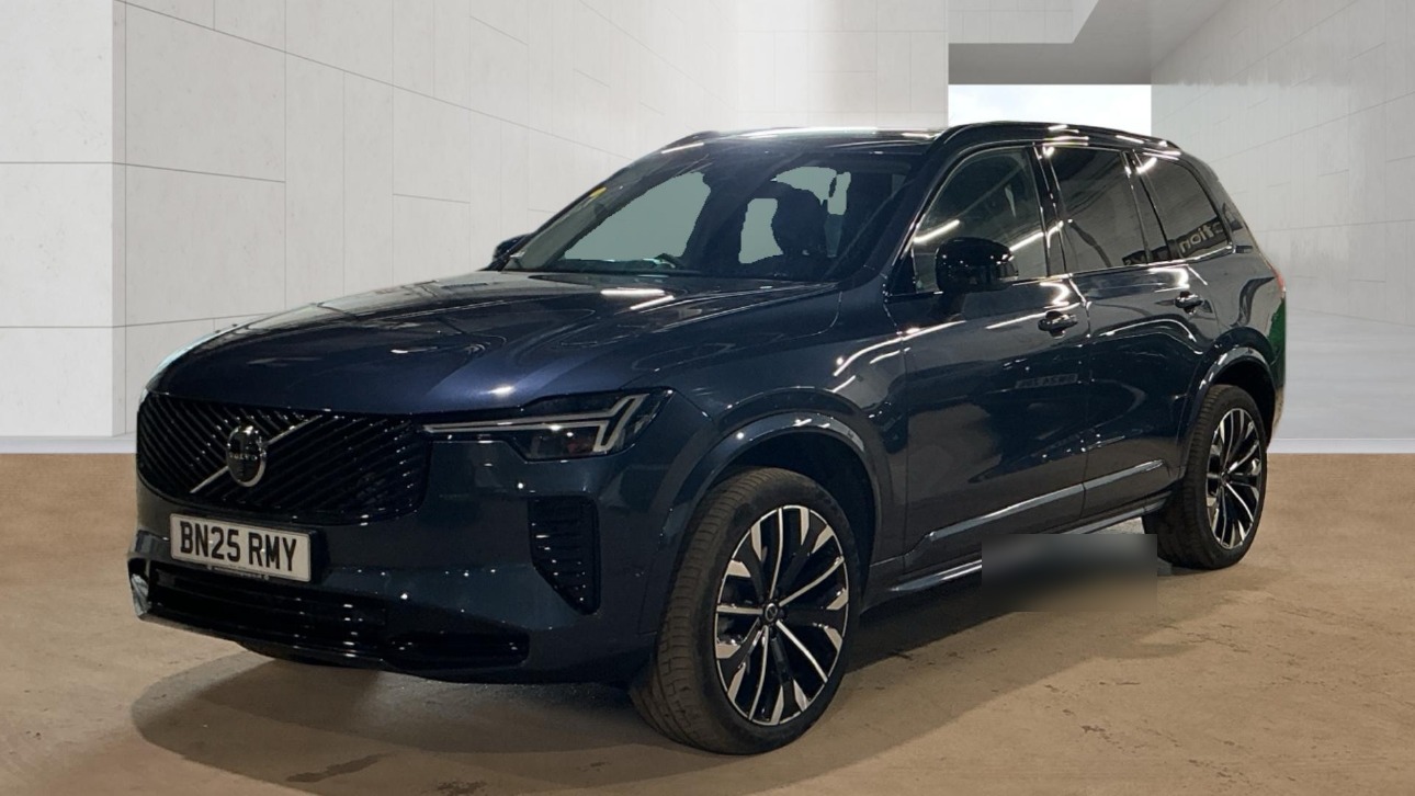 Volvo XC90 Ultra Dark AWD gallery image 2 available through Kova Motors